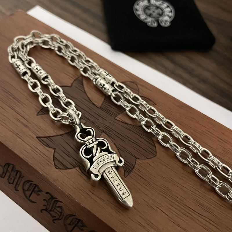 Ch**me He**ts necklaces